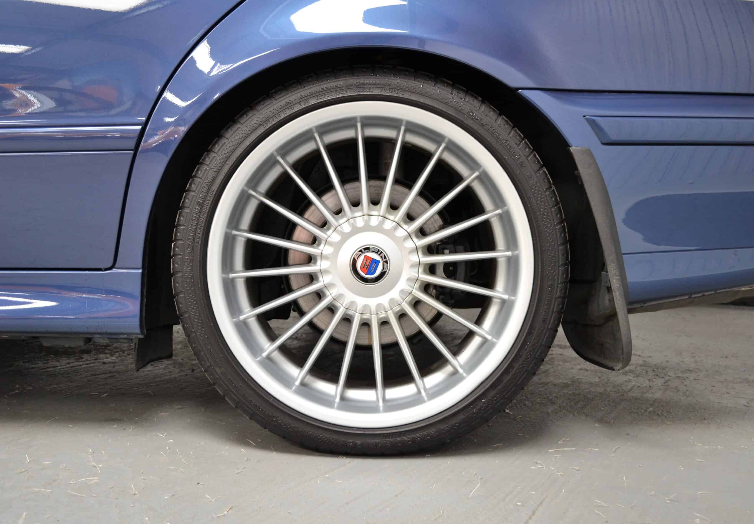 Alpina wheels and alloys on B10 V8.