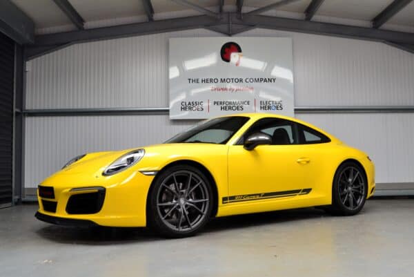 Nearside angle of 911 Carrera T and 20 inch wheels.