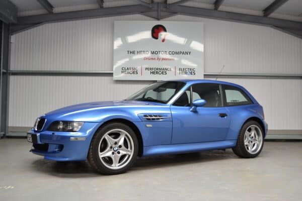 Nearside exterior of Estoril Blue of Z3M coupe.