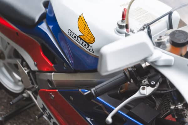 Petrol tank on Honda RC30.