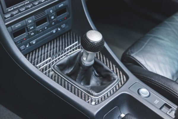 Centre console and gearstick on Audi RS4 B7 Cabriolet Sprint Blue Supercharged.