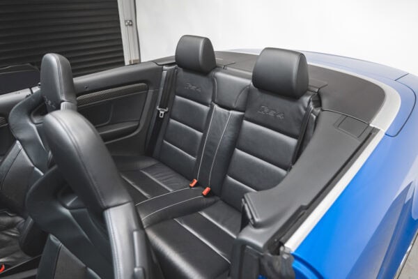 Black leather rear seats in Audi RS4 B7 Cabriolet Sprint Blue Supercharged.