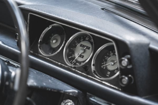 Centre console on BMW 2002 1968 Pacific Blue.